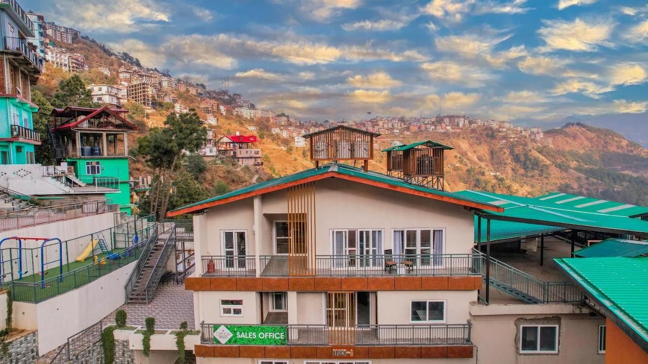 Alaya Stays 3 BHK Apartment with Hill View - Cliff Trident