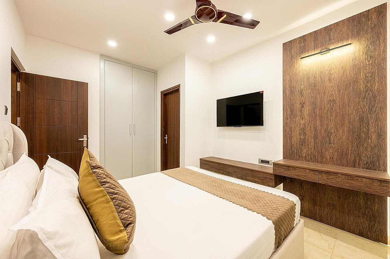 Alaya Stays 2 BHK Apartment with Hill View - Cliff Crest