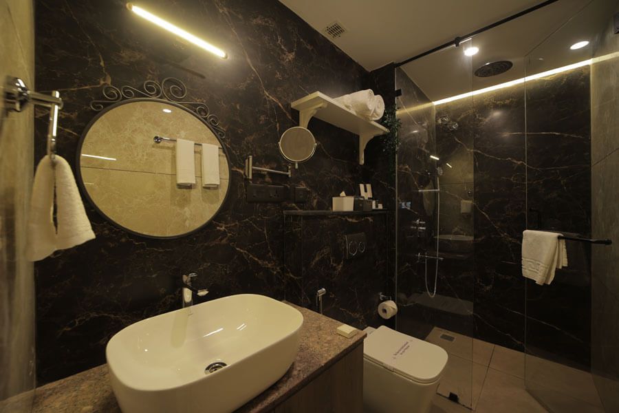 Executive Room - (Titanium Room)