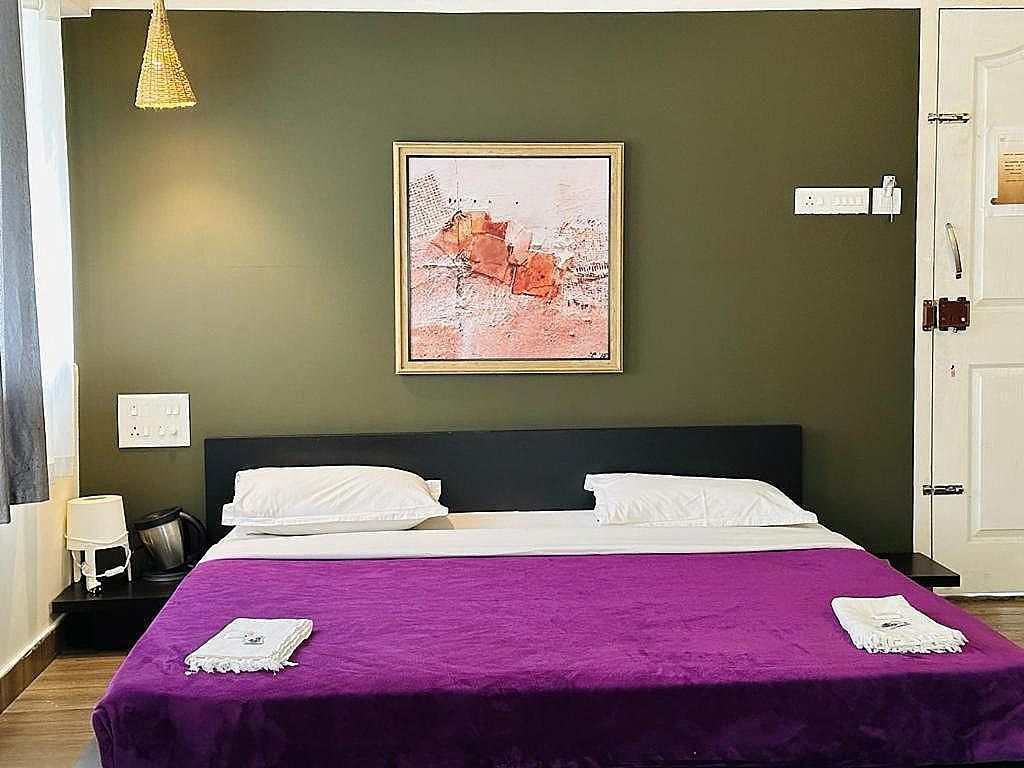 Deluxe Double Room With Balcony