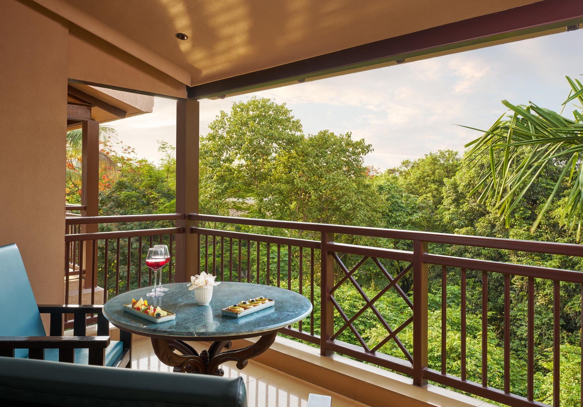 Deluxe Balcony Room
