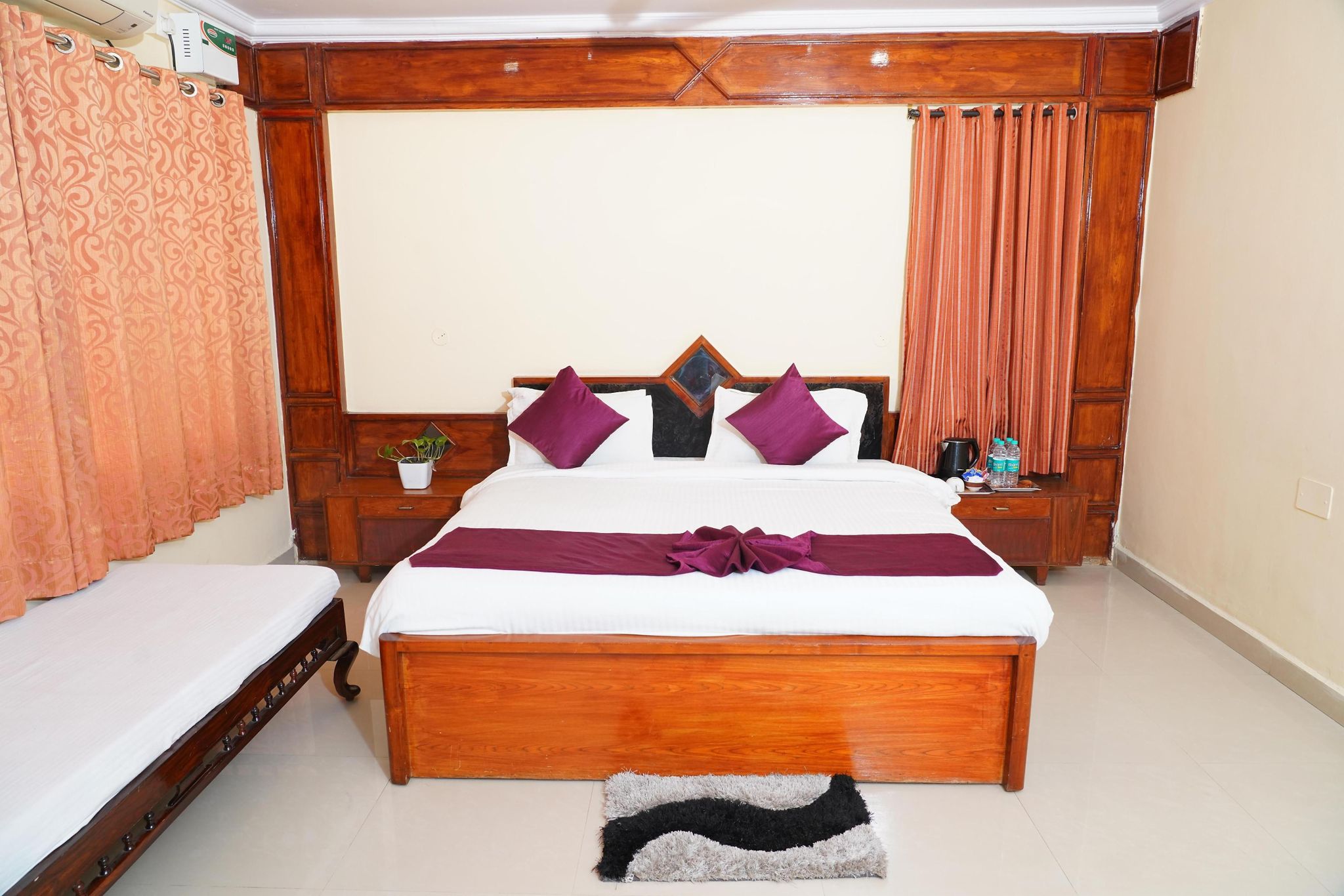 image_4491771_03f90eca-b5f1-49a9-8ce5-37db5fbb92f5