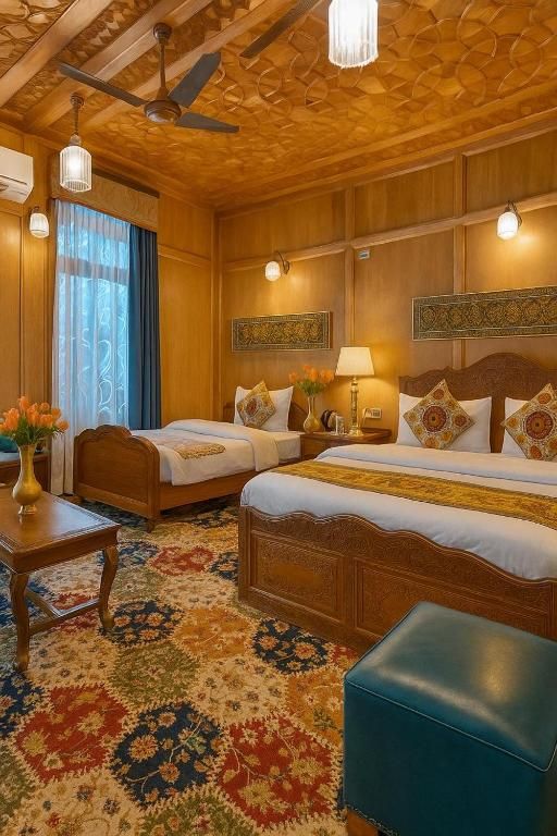 Lake Victoria Houseboat Deluxe Room 4