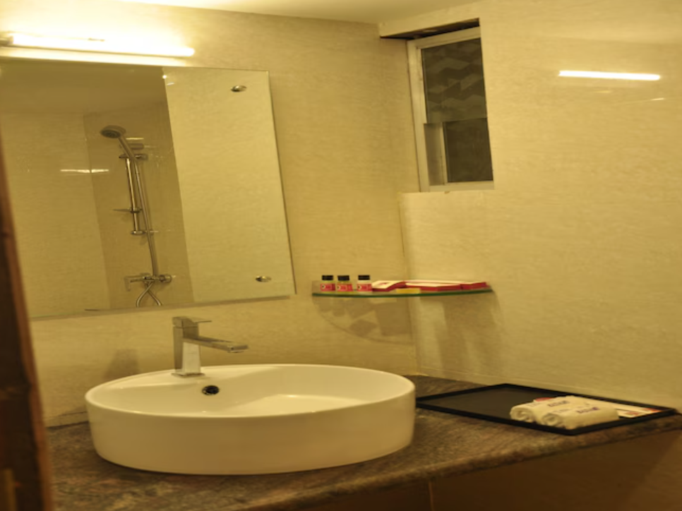 Grand Clarks Inn Badami  Deluxe Room 4