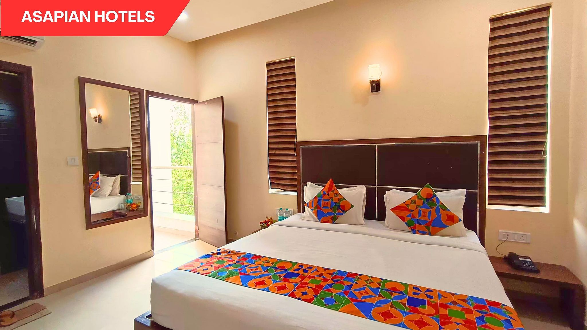 Maharana Palace by Asapin Hotels Deluxe Room 8