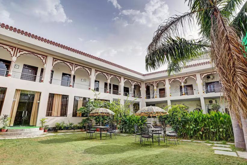 Hotel Exterior