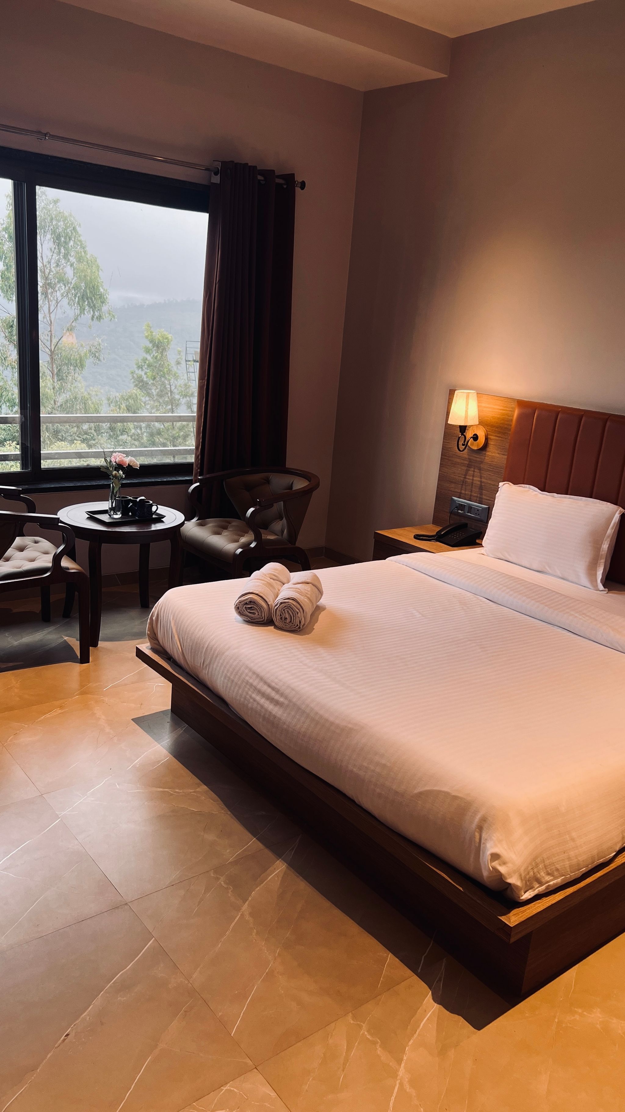 Valley Facing Executive Room