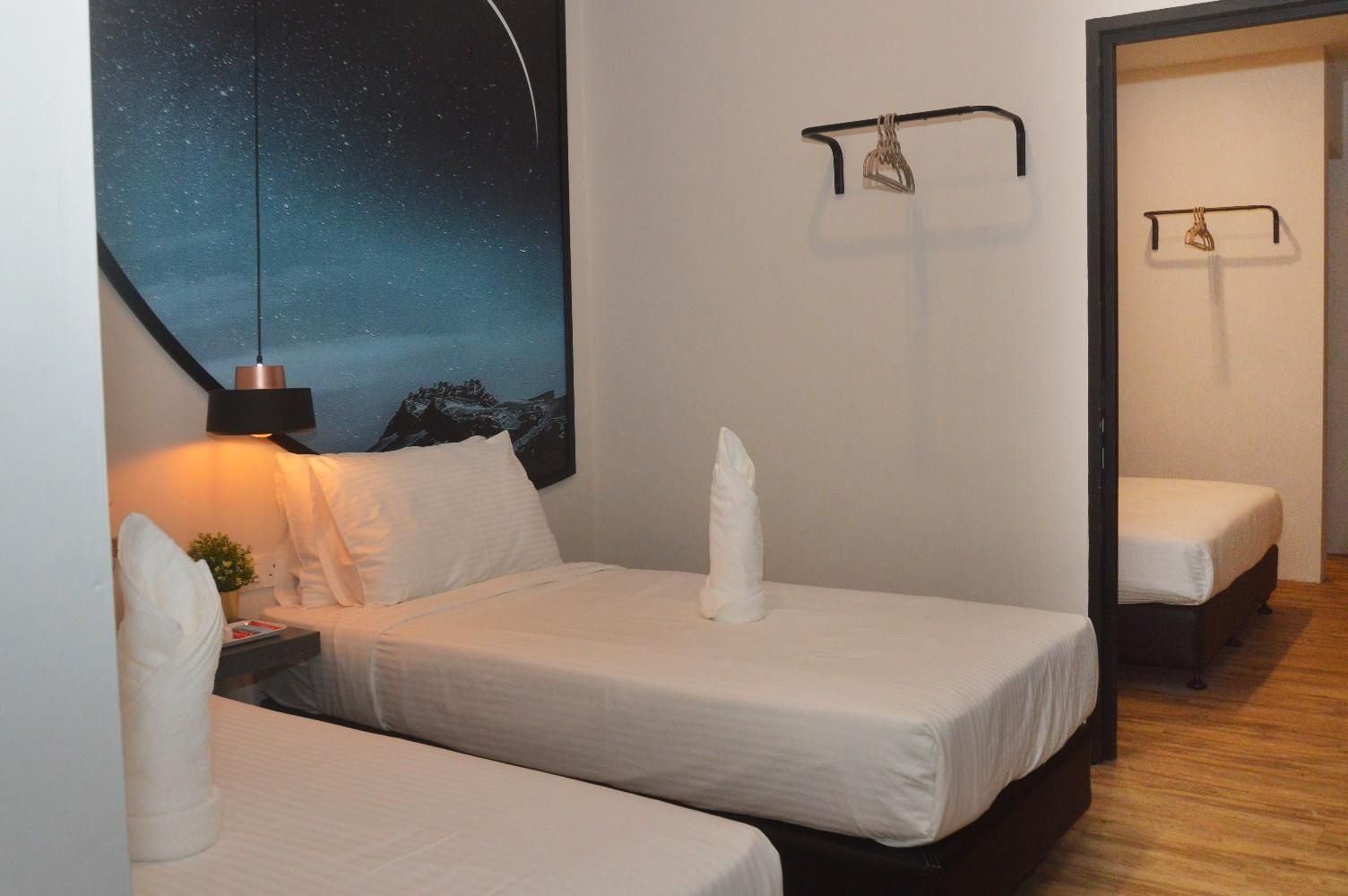 De Luna Hotel Sri Petaling Twin Room 2
