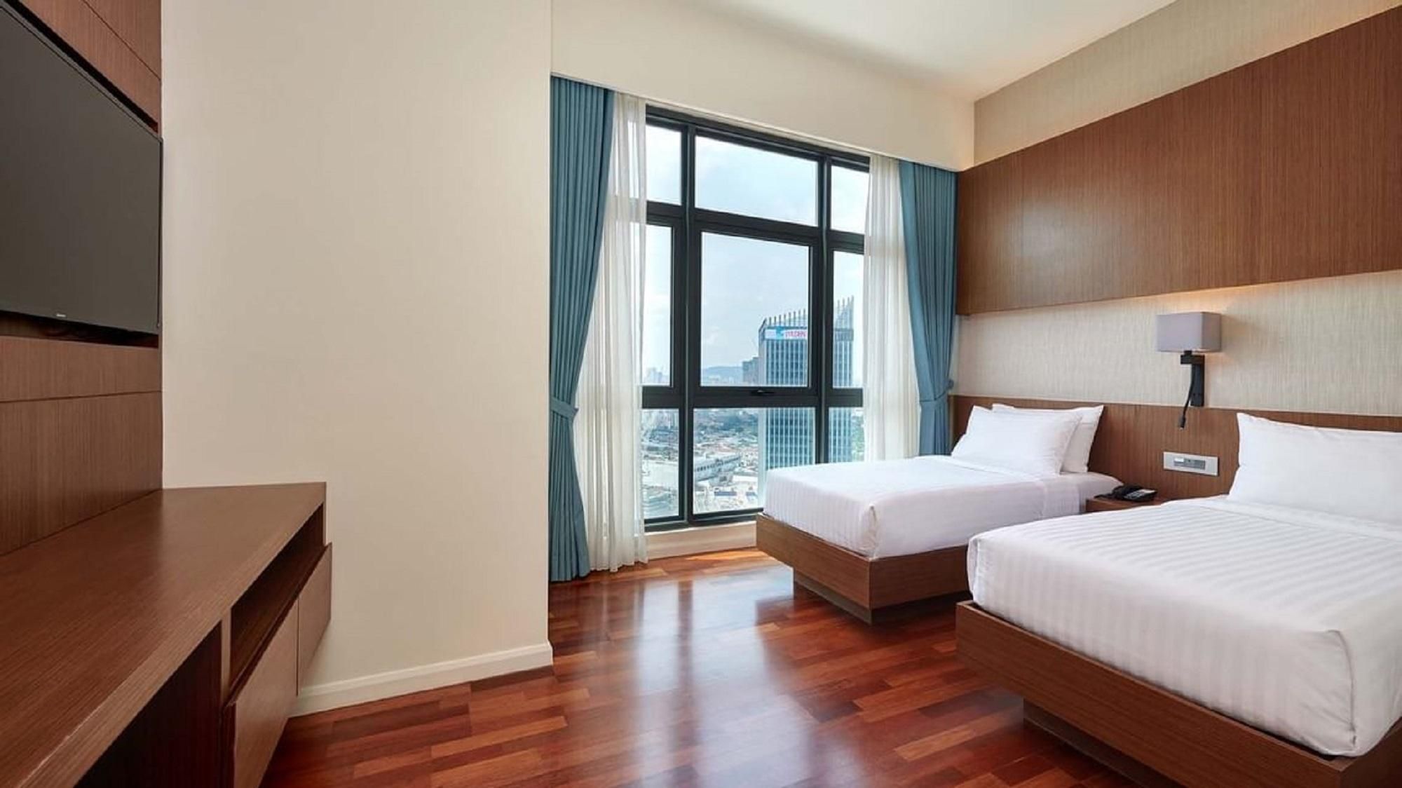 Executive Suite B