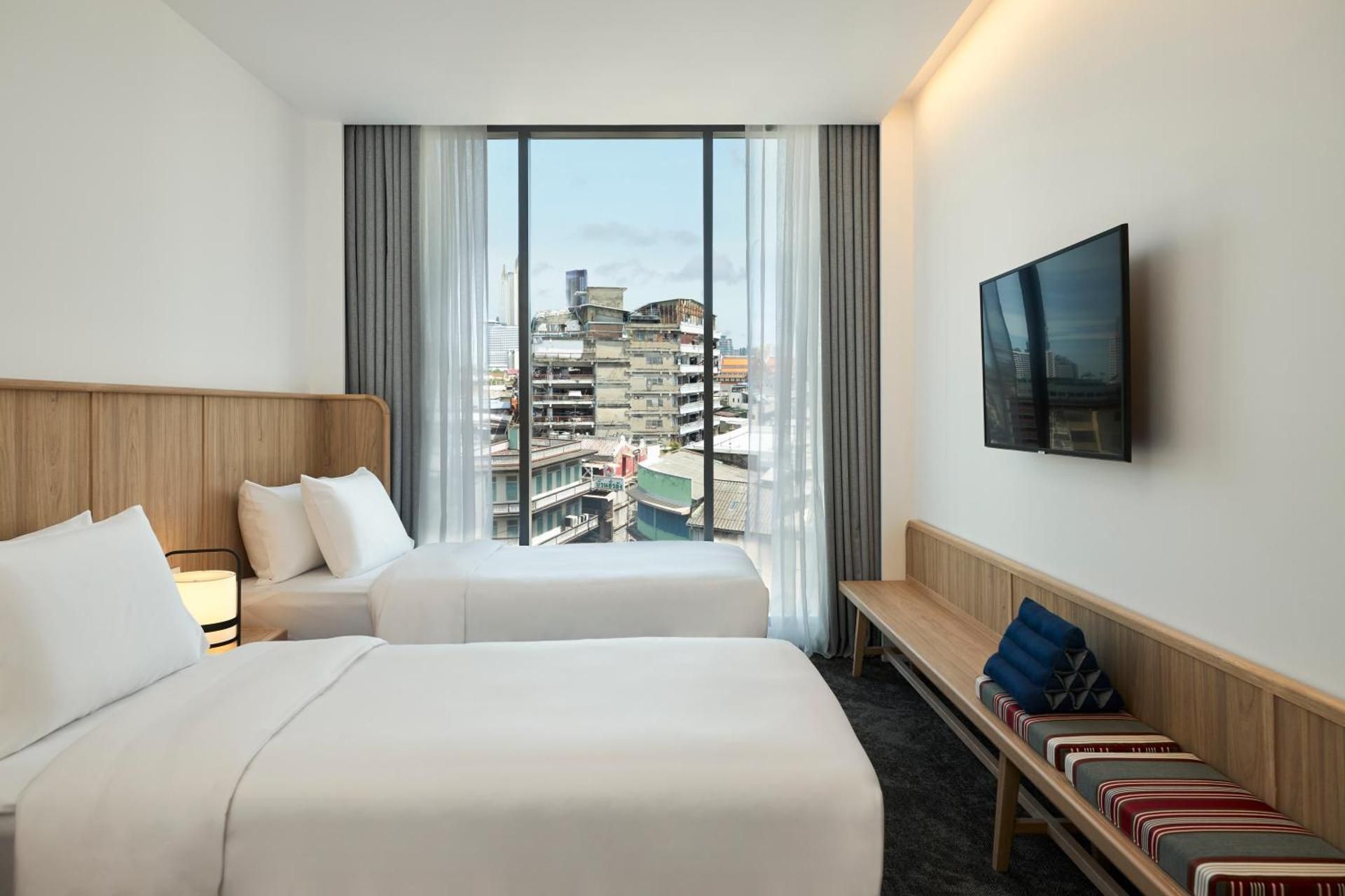 Comfy City View Twin Room