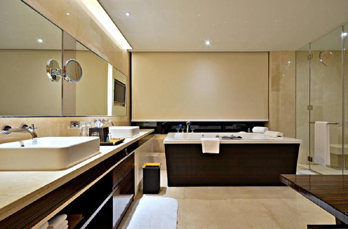Club lounge access, 3 Bedroom Connecting Suite
