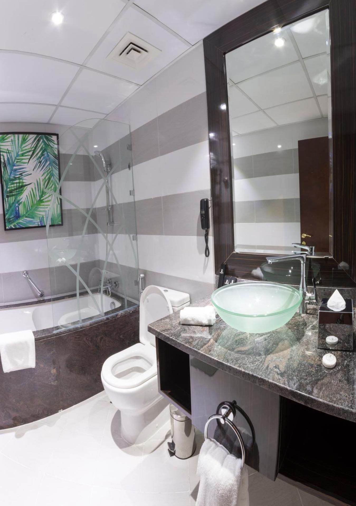 2 Bedroom Suite