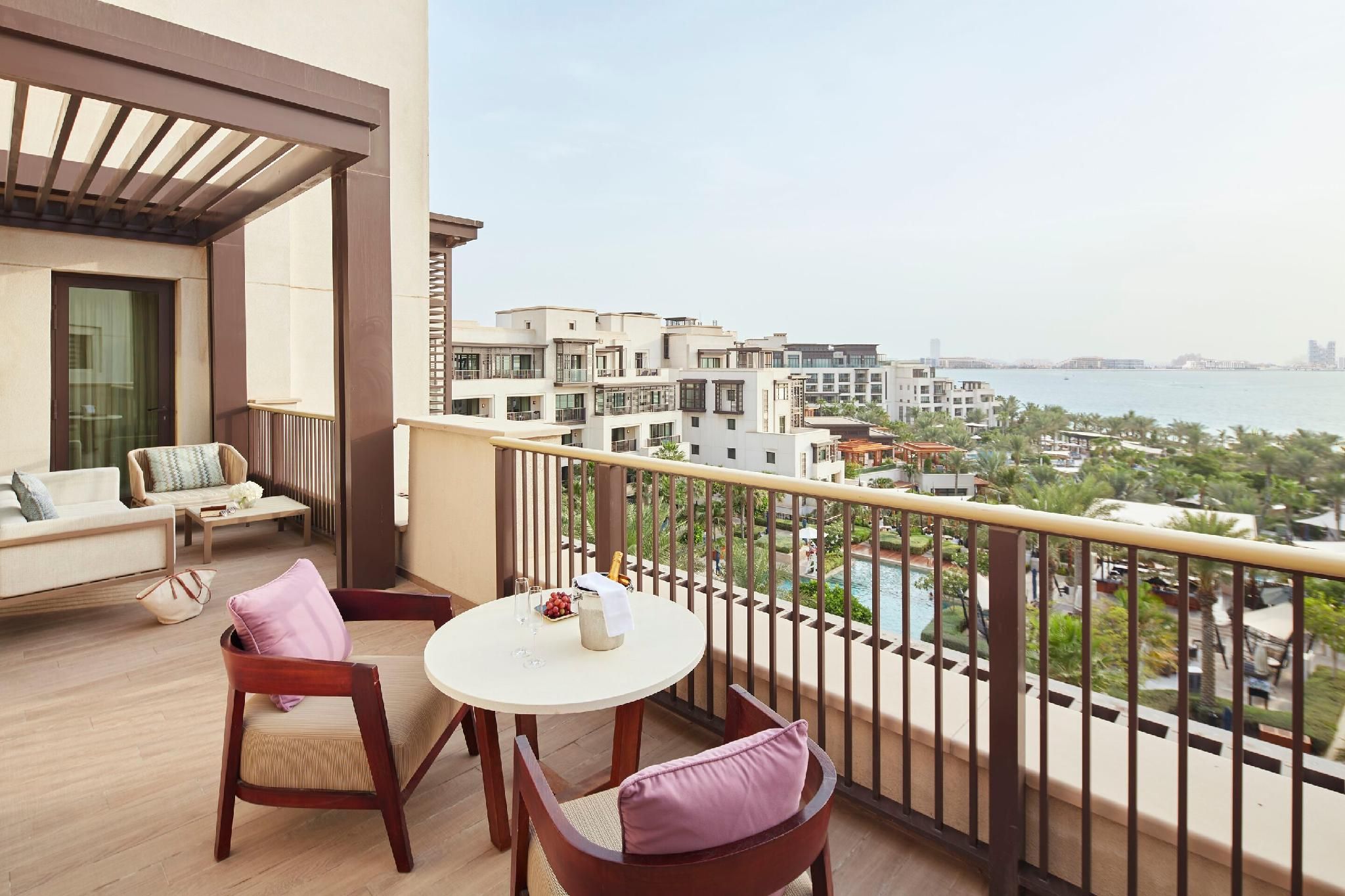Jumeirah Al Naseem Dubai Ocean Suite 6
