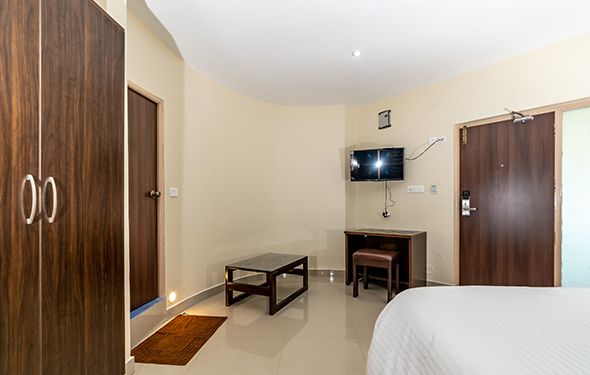 Deluxe Garden View Room