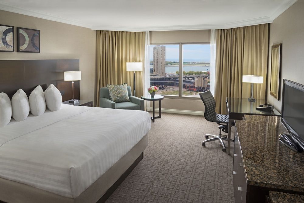 InterContinental Toronto Centre by IHG Classic Room