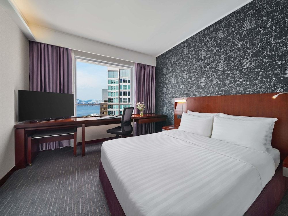 Junior Suite, 1 Queen Bed
