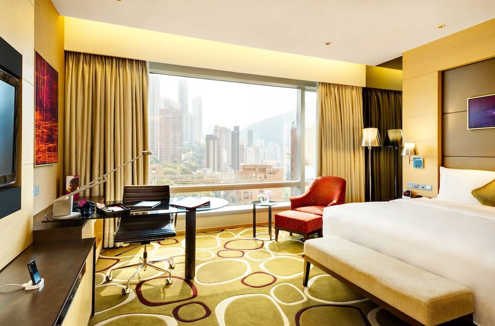 Premium Room, 1 King Bed (Mid Floor)