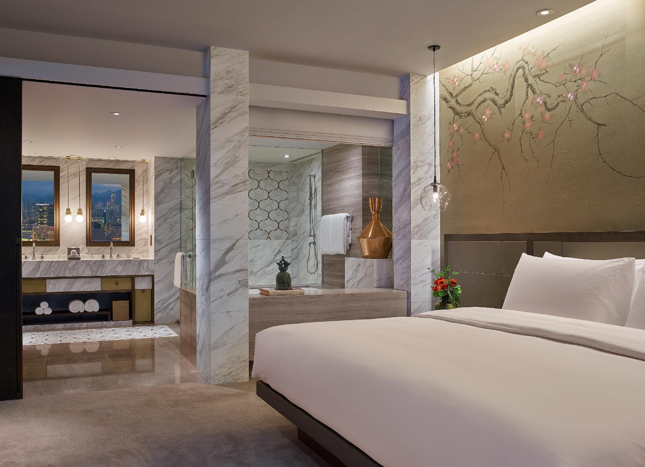 Ambassador Harbour Suite