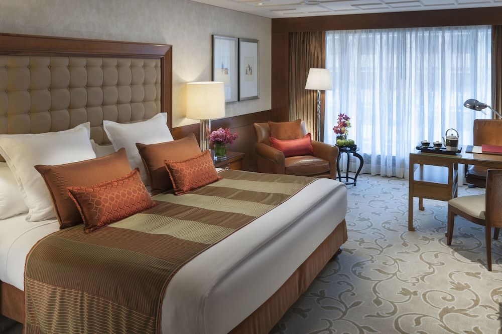 Club Superior Twin Room