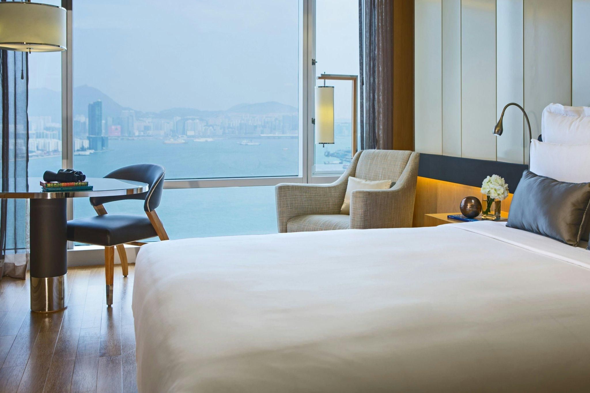 Guest room, 1 Queen, Harbor view