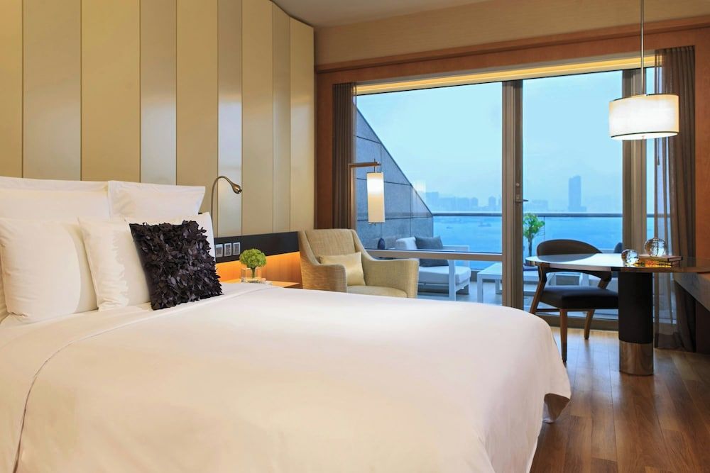 Room, 1 Queen Bed, Balcony, Harbor View