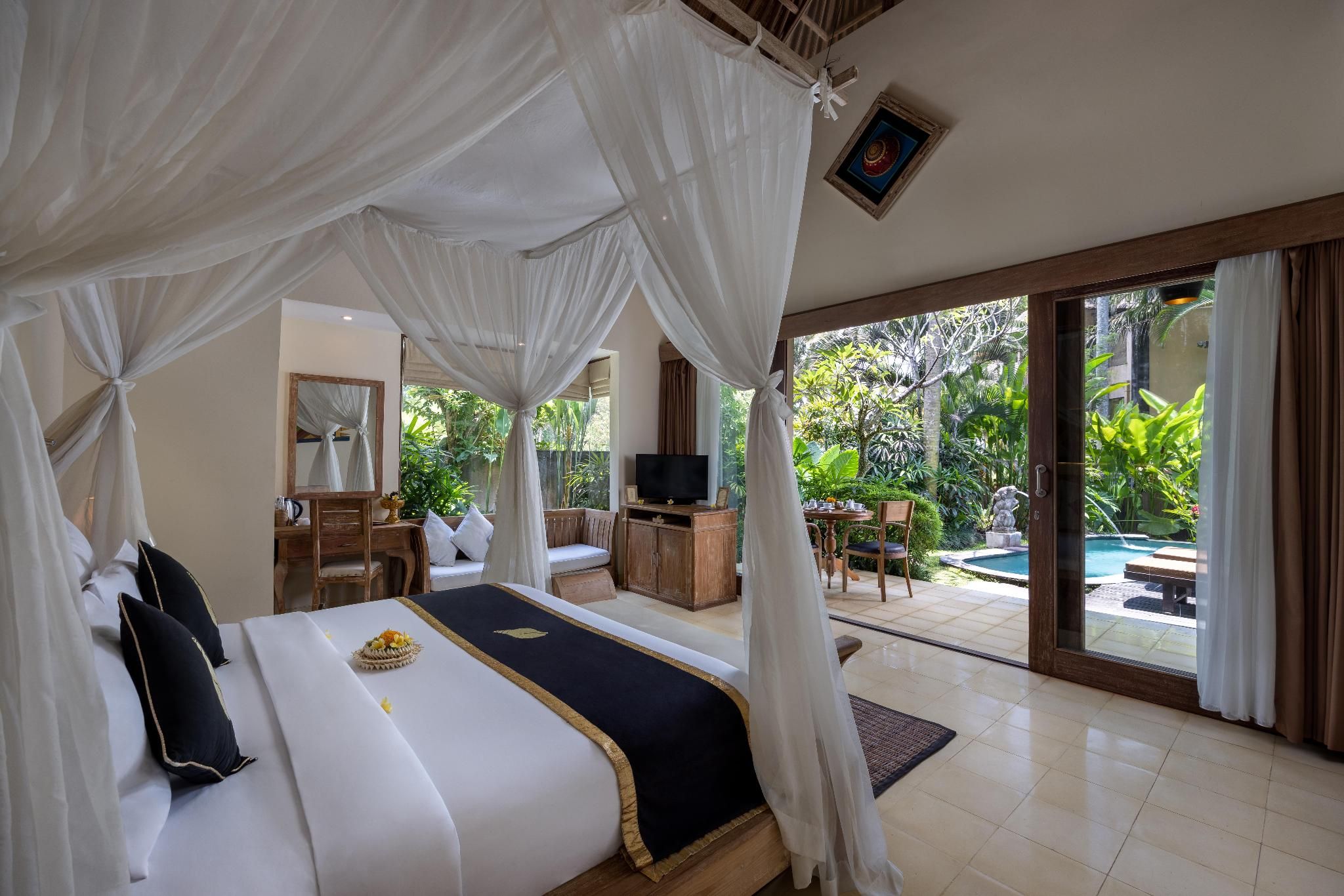 Deluxe Pool Villas