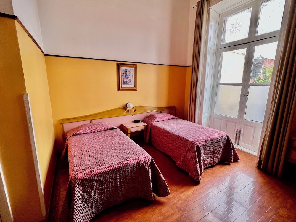 Hotel Isabel Classic Double Room 6