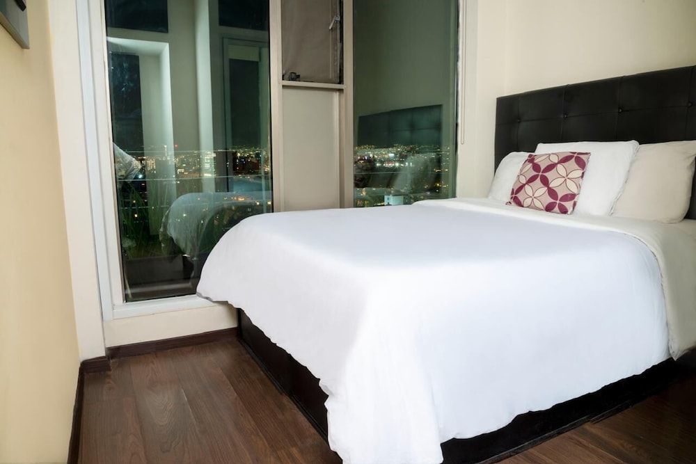 Exclusive Apartment, Terrace, City View