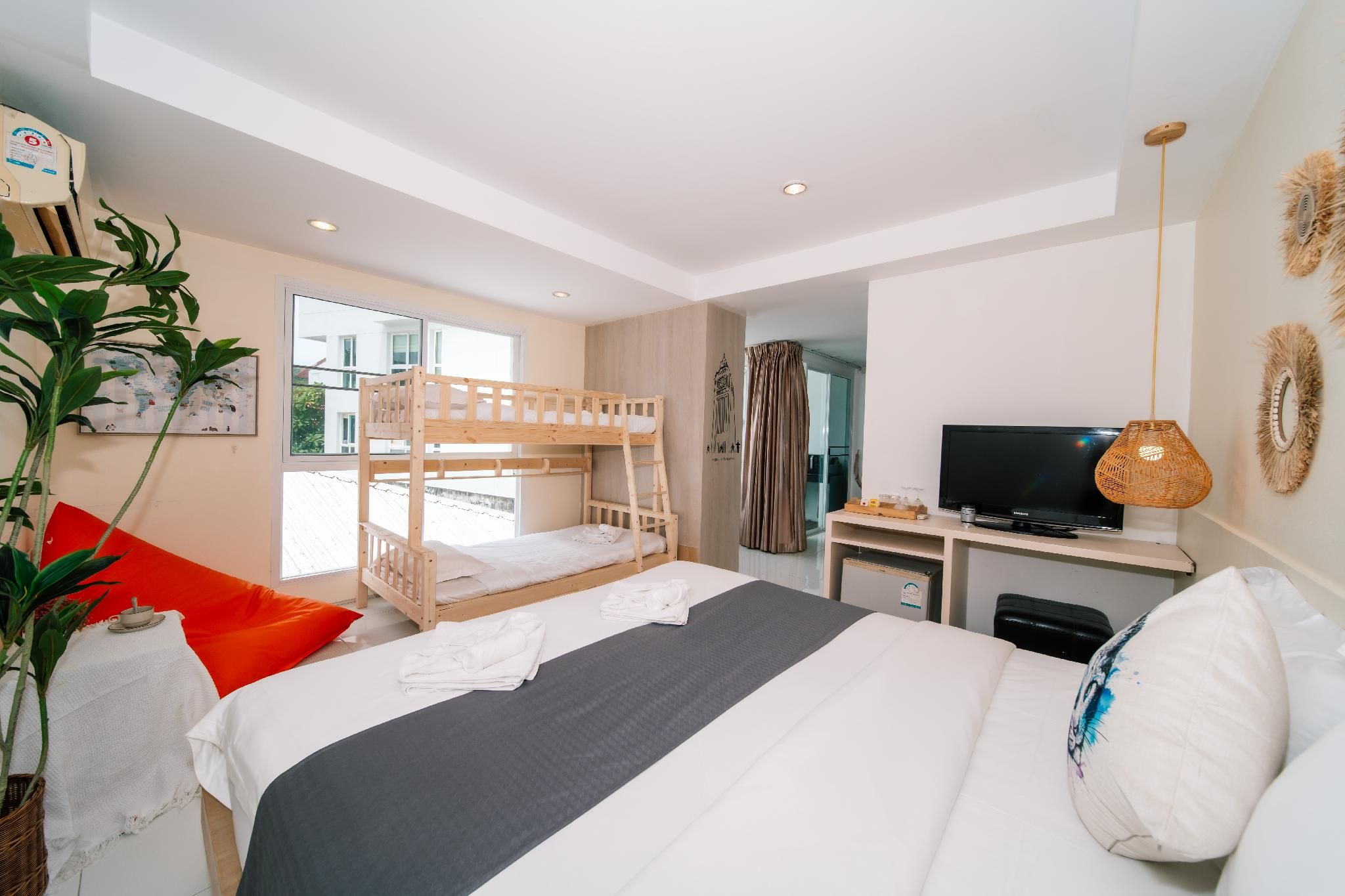 Guestroom