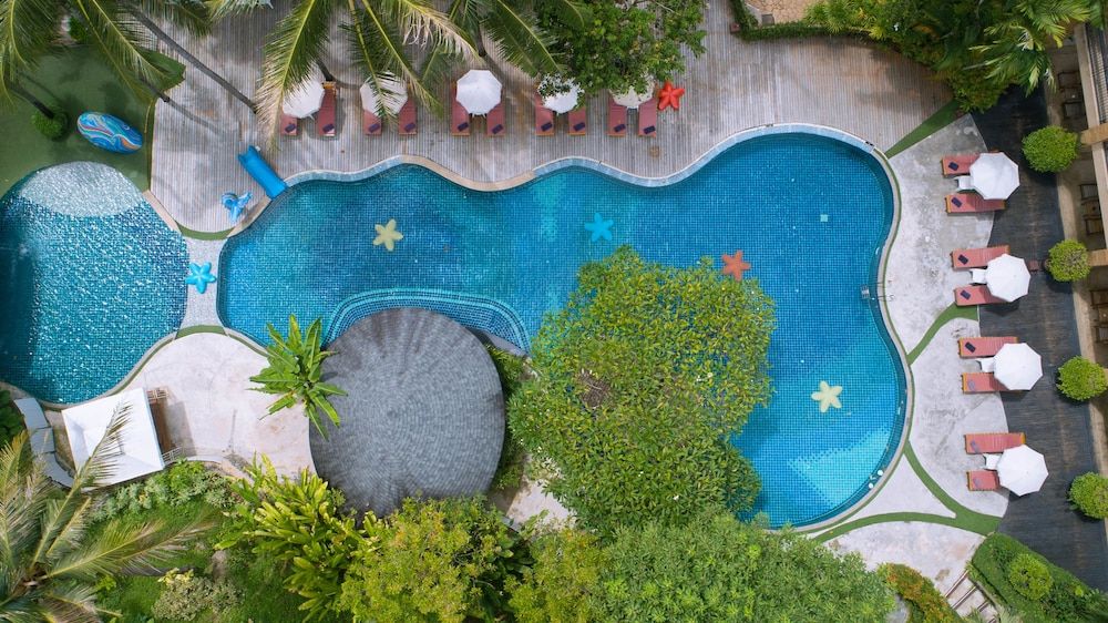 Peach Hill Resort