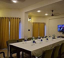 Hotel Shikha Jaipur City Centre Deluxe Room 9