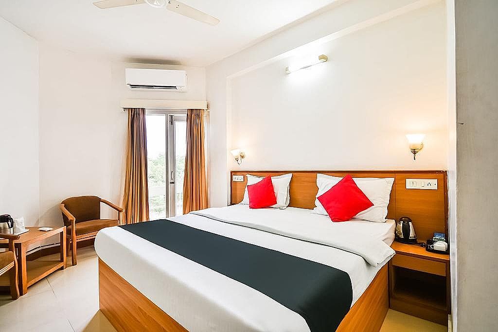 Hotel Shikha Jaipur City Centre Deluxe Room 5