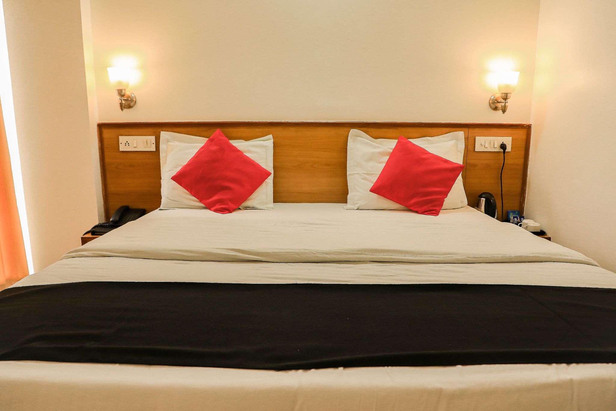 Hotel Shikha Jaipur City Centre Deluxe Room 3