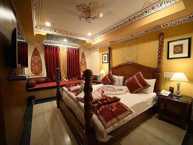 Fort Chandragupt Deluxe Room 7