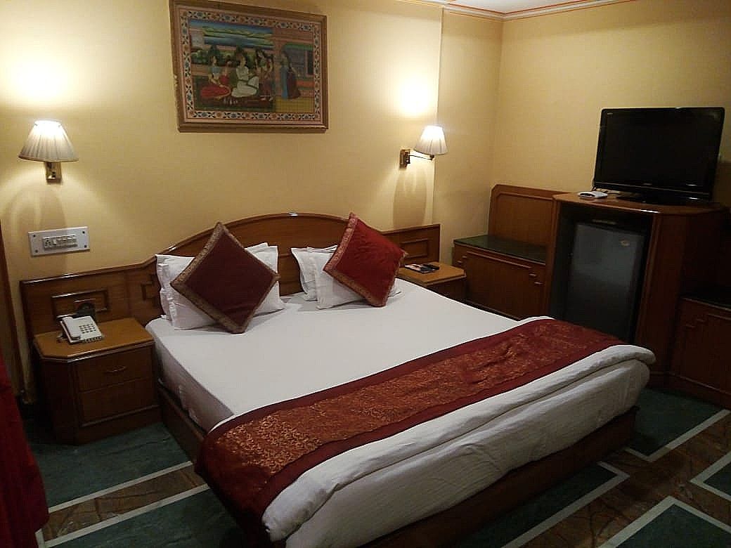 Fort Chandragupt Deluxe Room 9