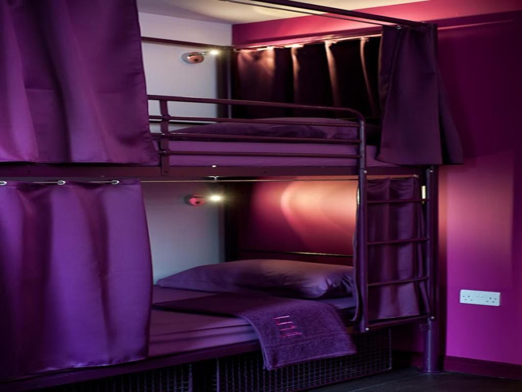 1 Person in 6-Bed Dormitory with En-Suite Bathroom - Mixed