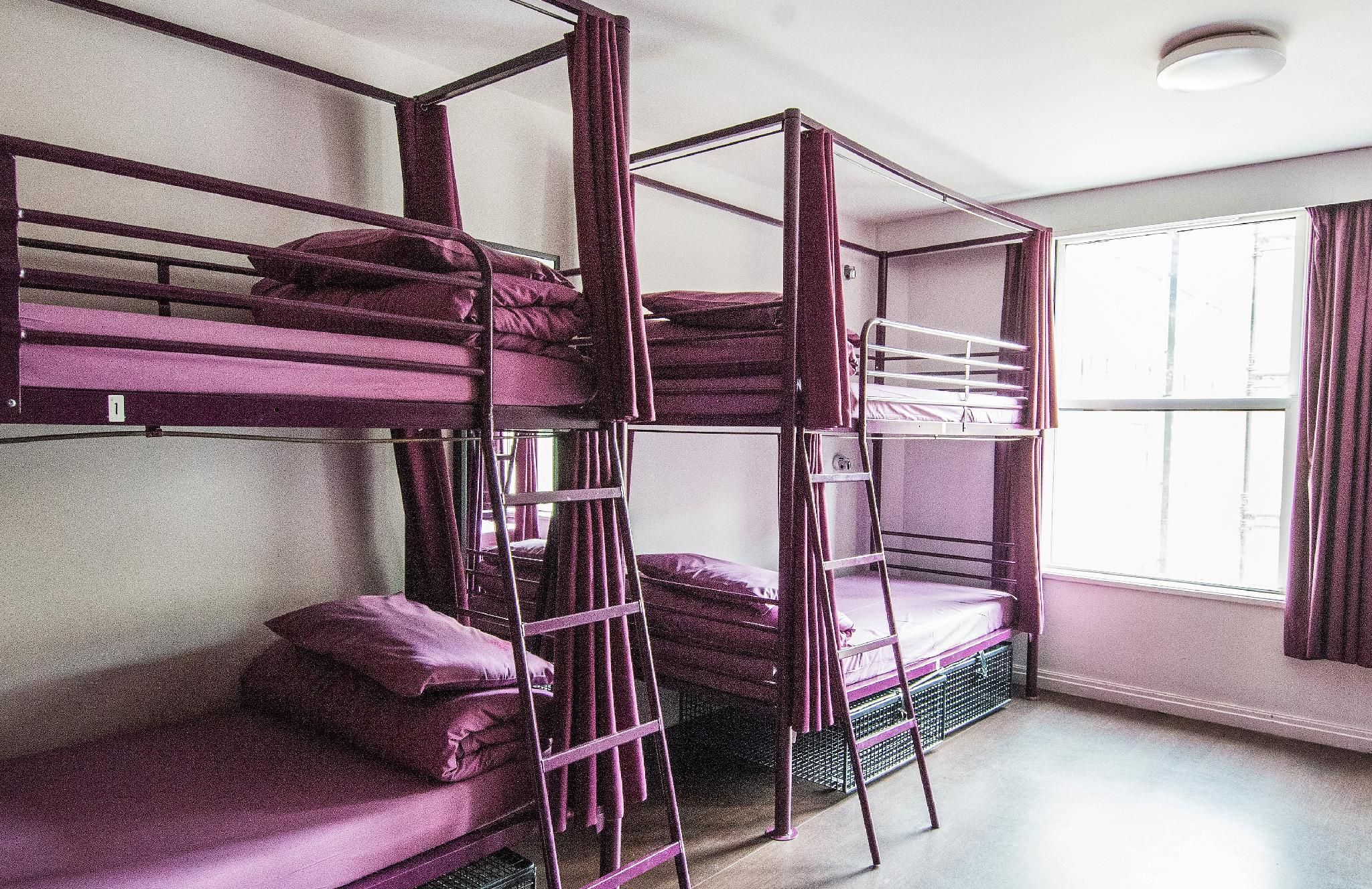 8 Bed Private Room Ensuite
