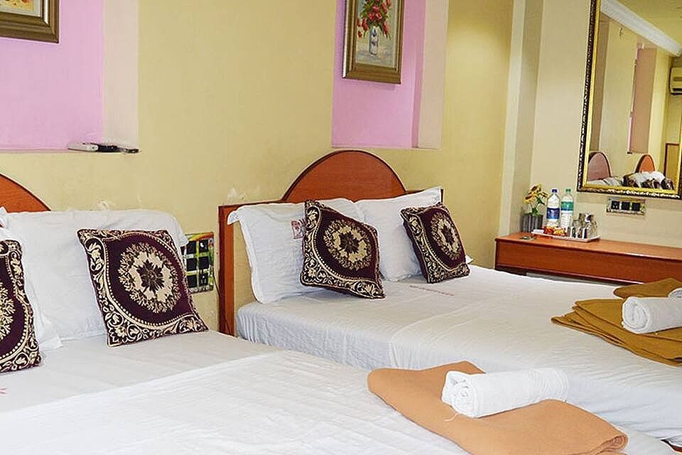 Suite Room 4 Adults With Breakfast