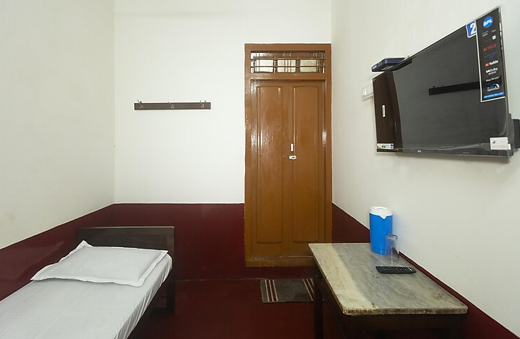 Standard Single Room Non A.C