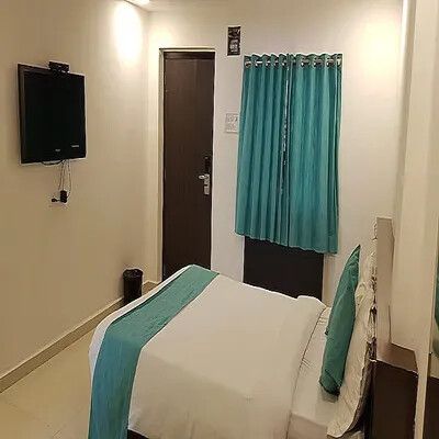 AC Pool Side Cottage