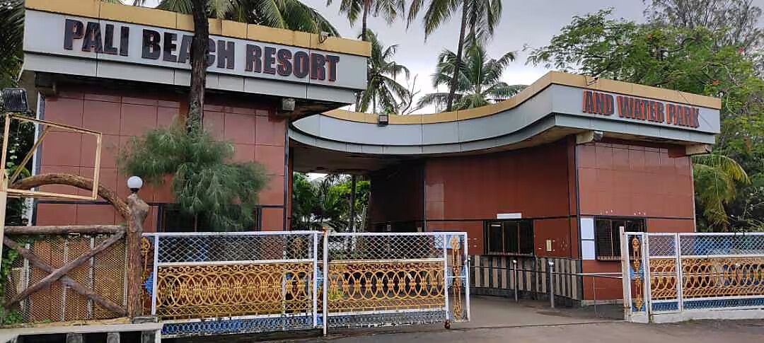 Pali Beach Resort & Waterpark