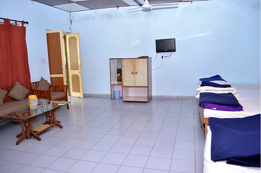 Residence Room 6 bedded