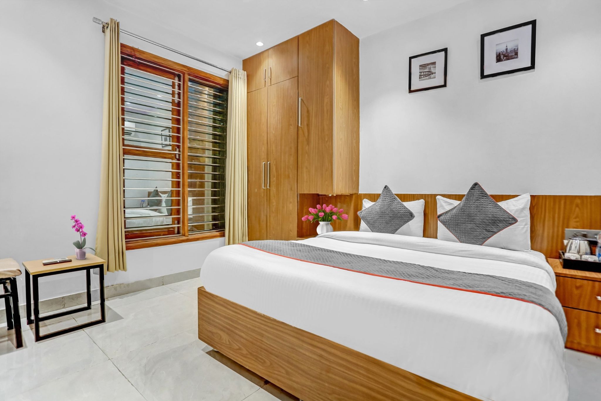 The Arrow Near M2k Cinemas Rohini Classic Triple Room