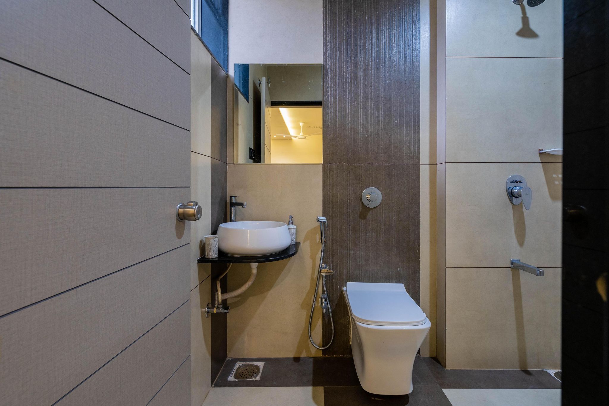 Hotel Goldstar Standard Room -High Speed Internet(Free) 4