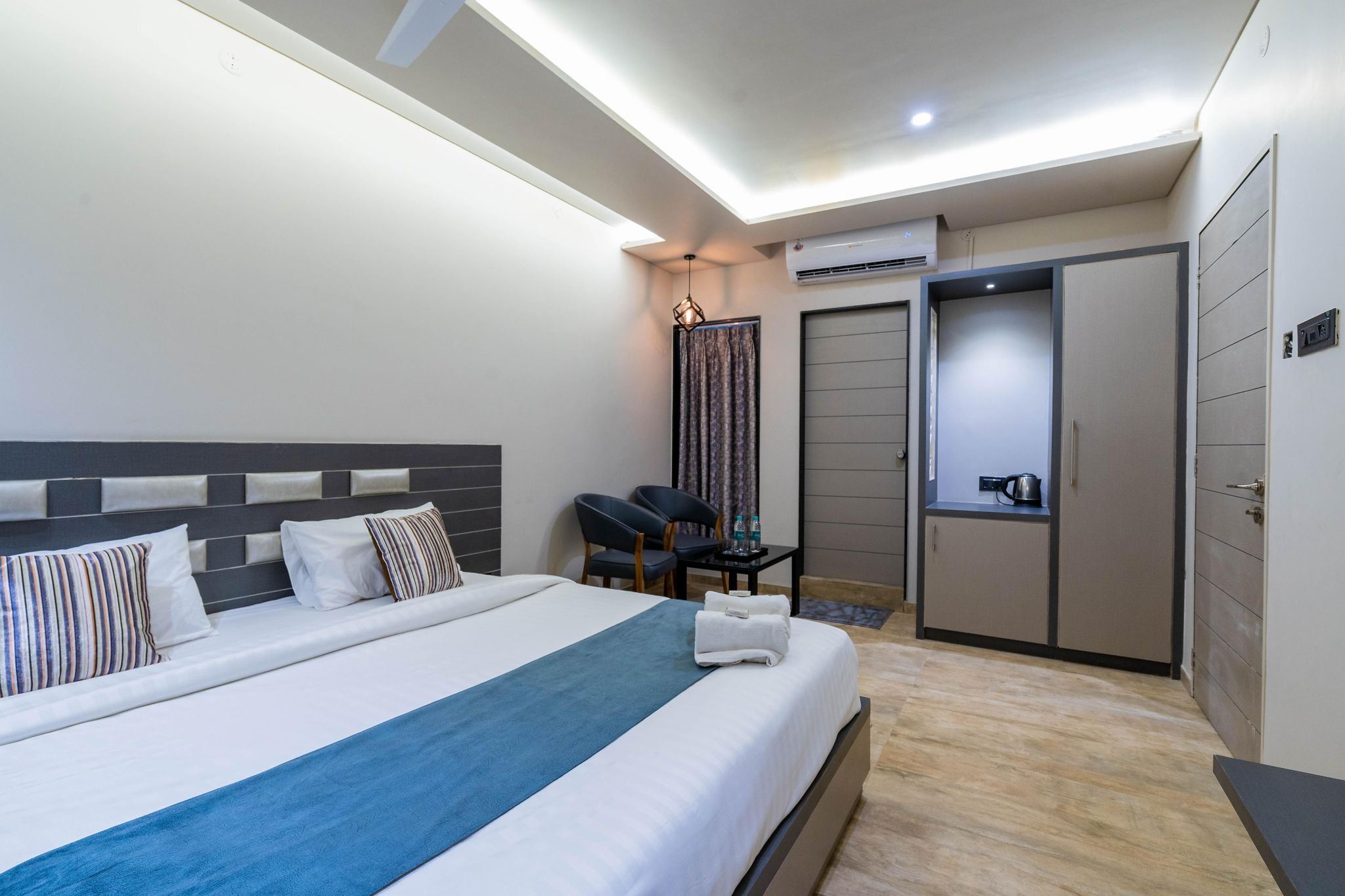 Deluxe Room- Complimentary High Speed Internet and Smart TV