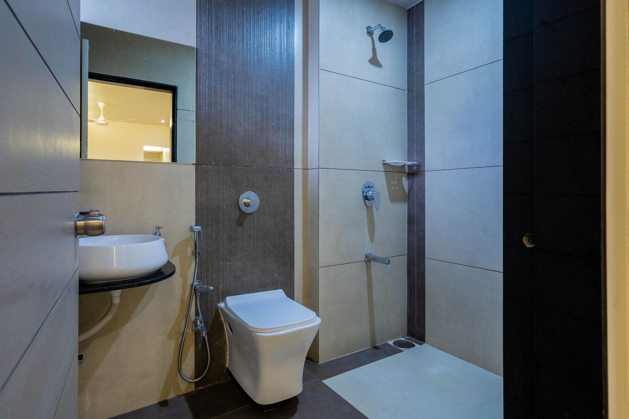 Deluxe Room- Complimentary High Speed Internet and Smart TV