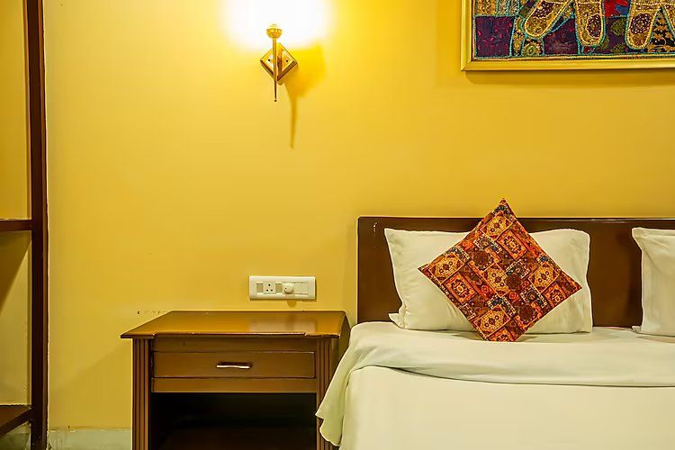 The Marwar Hotel And Garden  Art Deco Room 2