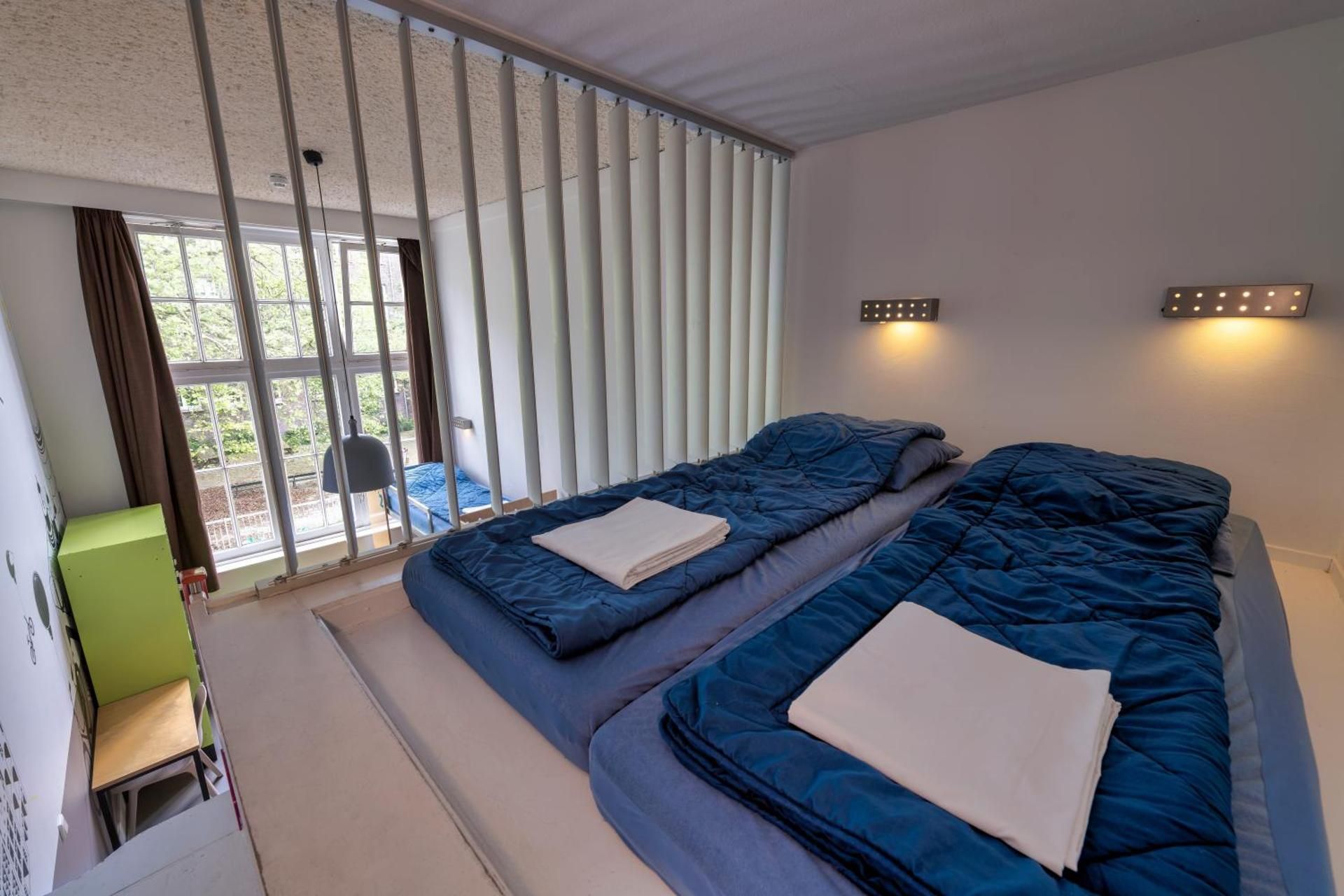 Stayokay Hostel Amsterdam Oost Budget Twin Room with Bunk beds and Private Bathroom