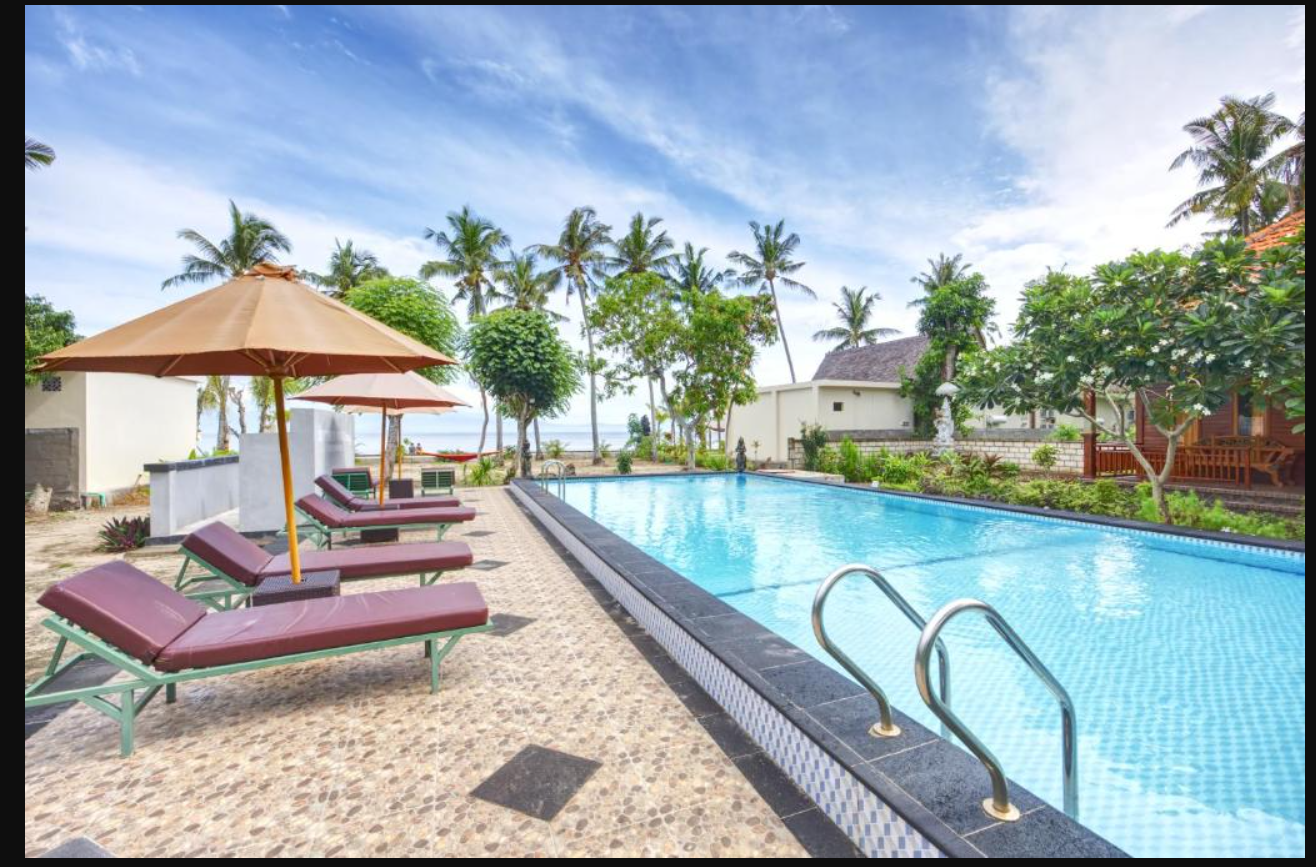 Swimming pool [outdoor]