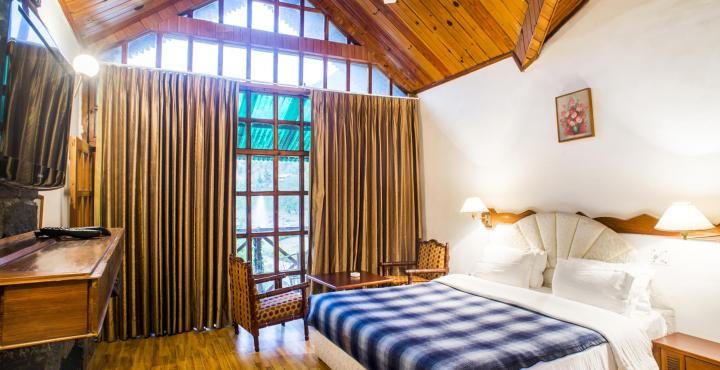 Apple Valley Resort Deluxe Room 3